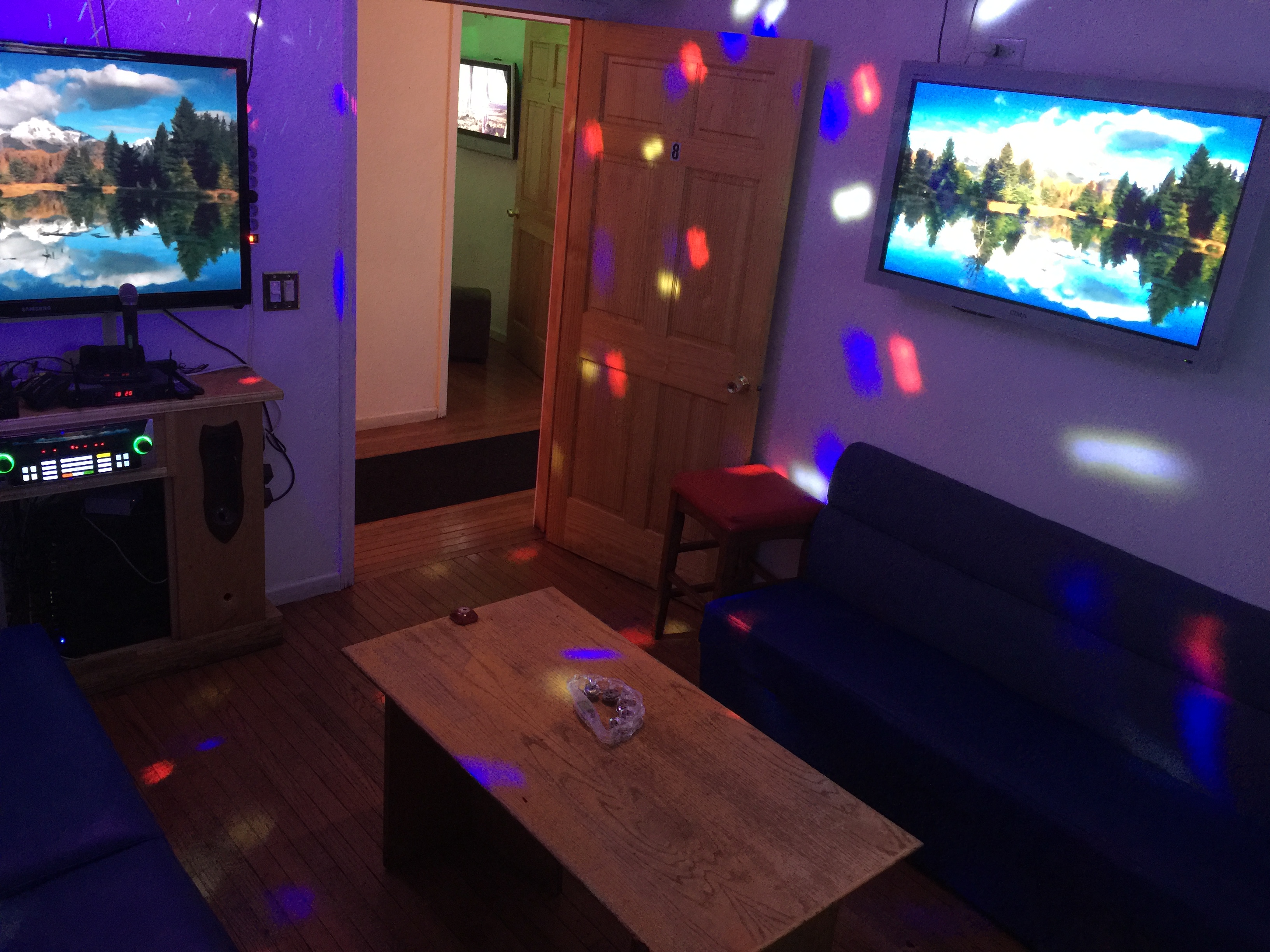 Medium Karaoke Room Lincoln Chicago
