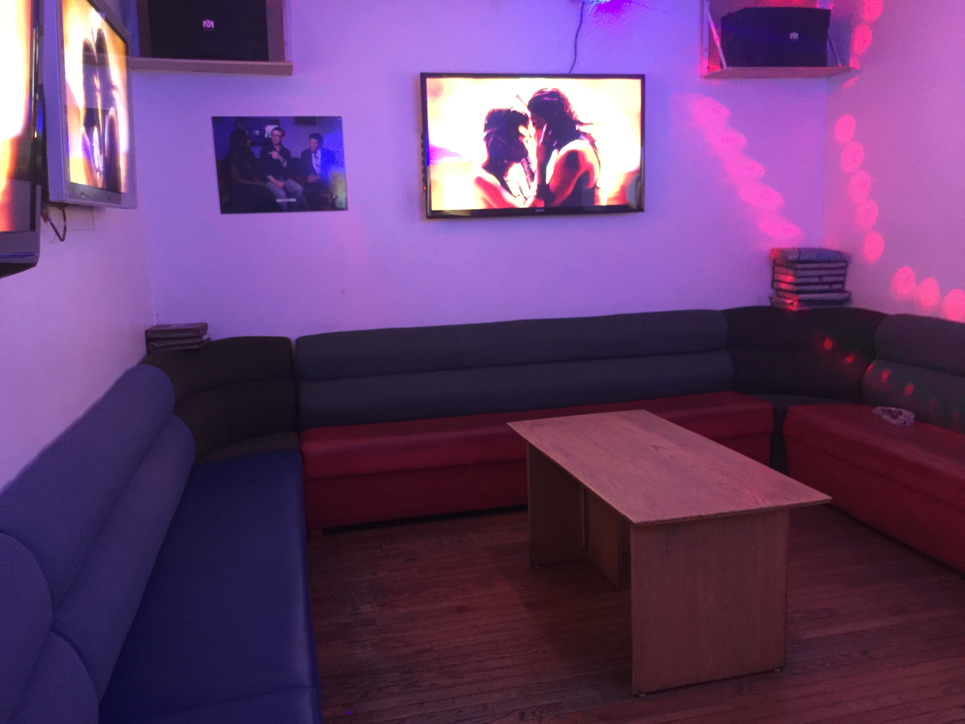 Small Karaoke Room Lincoln Chicago